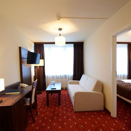 Hotel Pzmot Lublin Phòng bức ảnh