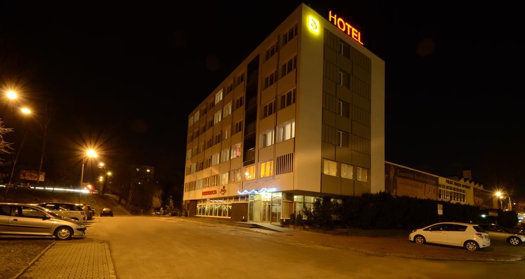 Hotel Pzmot Lublin Ngoại thất bức ảnh