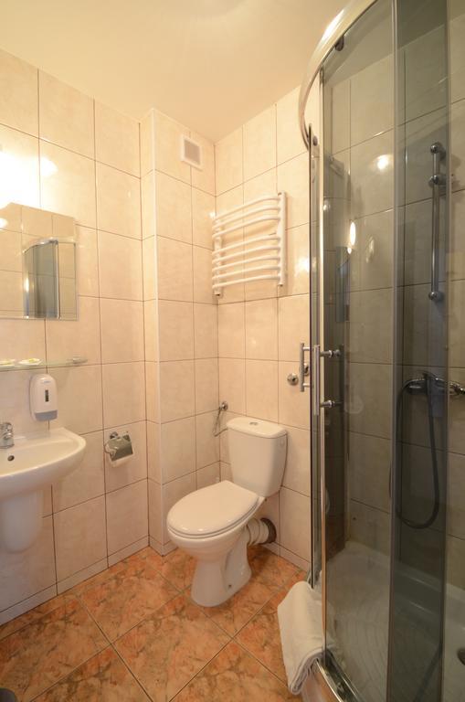 Hotel Pzmot Lublin Phòng bức ảnh