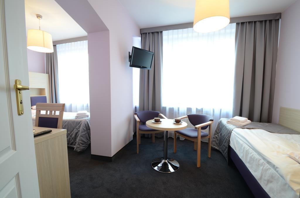 Hotel Pzmot Lublin Phòng bức ảnh