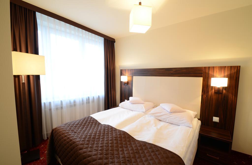 Hotel Pzmot Lublin Phòng bức ảnh