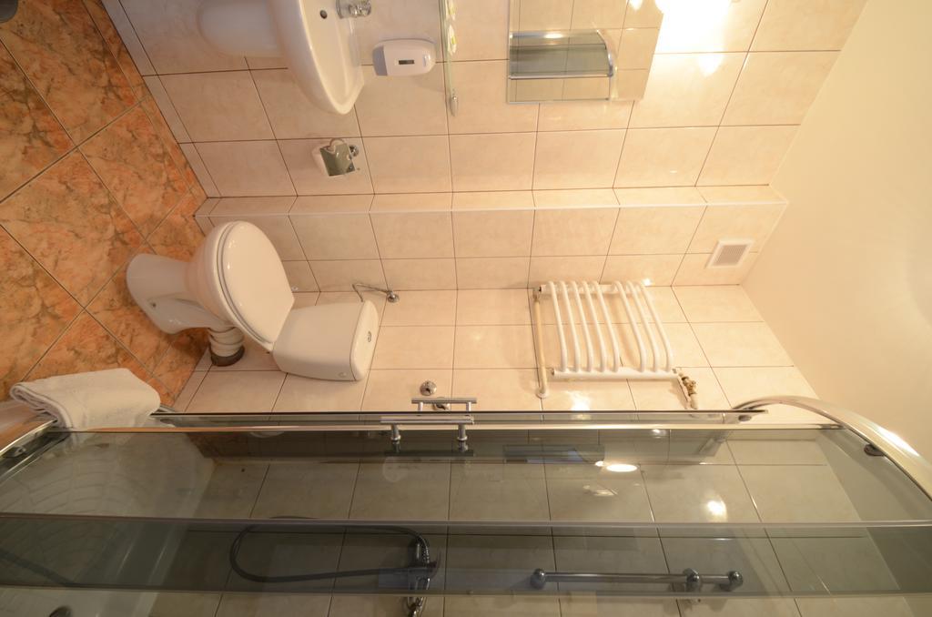 Hotel Pzmot Lublin Ngoại thất bức ảnh