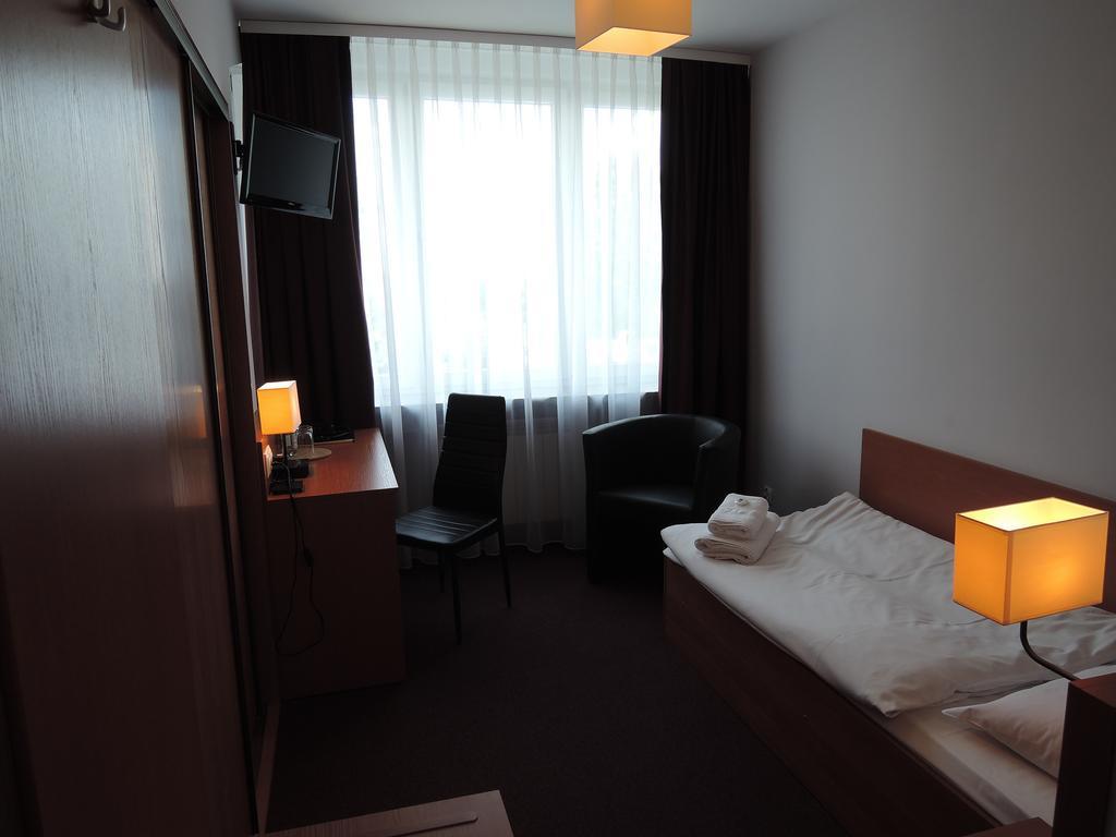Hotel Pzmot Lublin Ngoại thất bức ảnh
