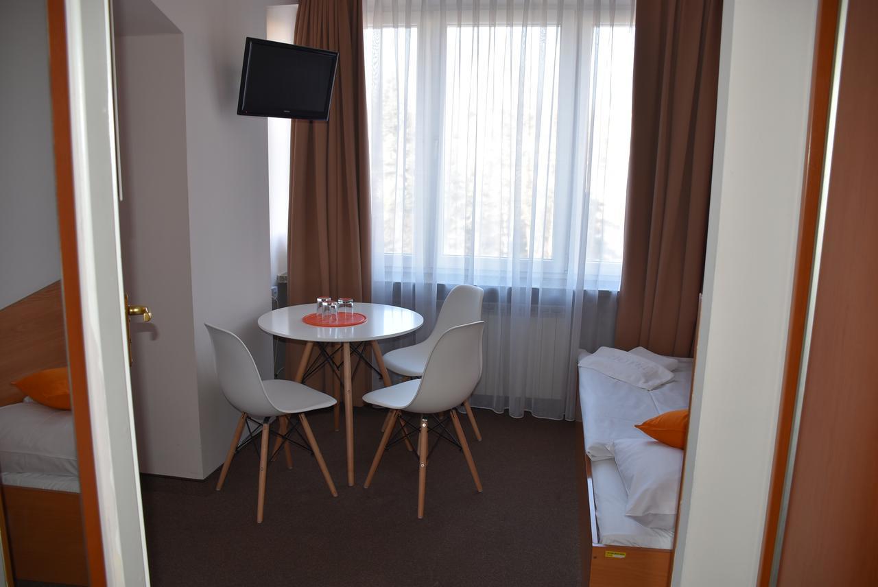 Hotel Pzmot Lublin Ngoại thất bức ảnh